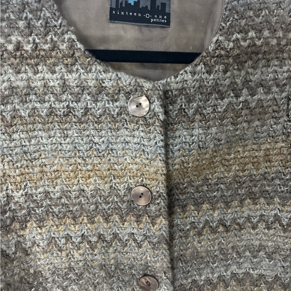 Brown and Tan Crew Neck Sweater with Textured Knit - Picture 2 of 4